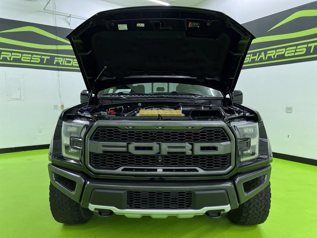 Used 2017 Ford F150 Raptor w/ Equipment Group 802A Luxury AWD/4WD image 4