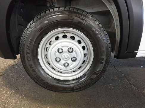 Used 2024 RAM ProMaster 3500 w/ Convenience Group image 28