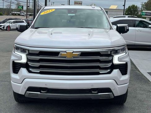 Certified 2023 Chevrolet Silverado 1500 High Country w/ Technology Package AWD/4WD image 8
