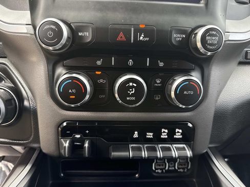 Used 2022 RAM 1500 Big Horn RWD image 32