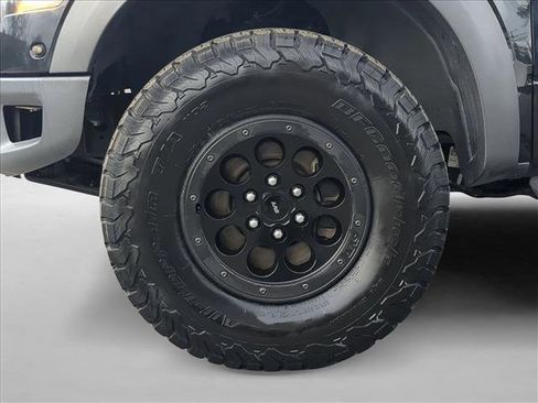 Used 2014 Ford F150 Raptor w/ Equipment Group 801A Luxury image 25