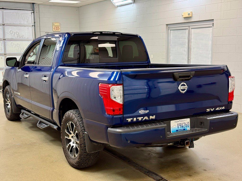 Used 2021 Nissan Titan SV w/ SV Convenience Package AWD/4WD image 7
