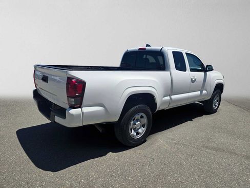 Used 2023 Toyota Tacoma SR AWD/4WD image 3