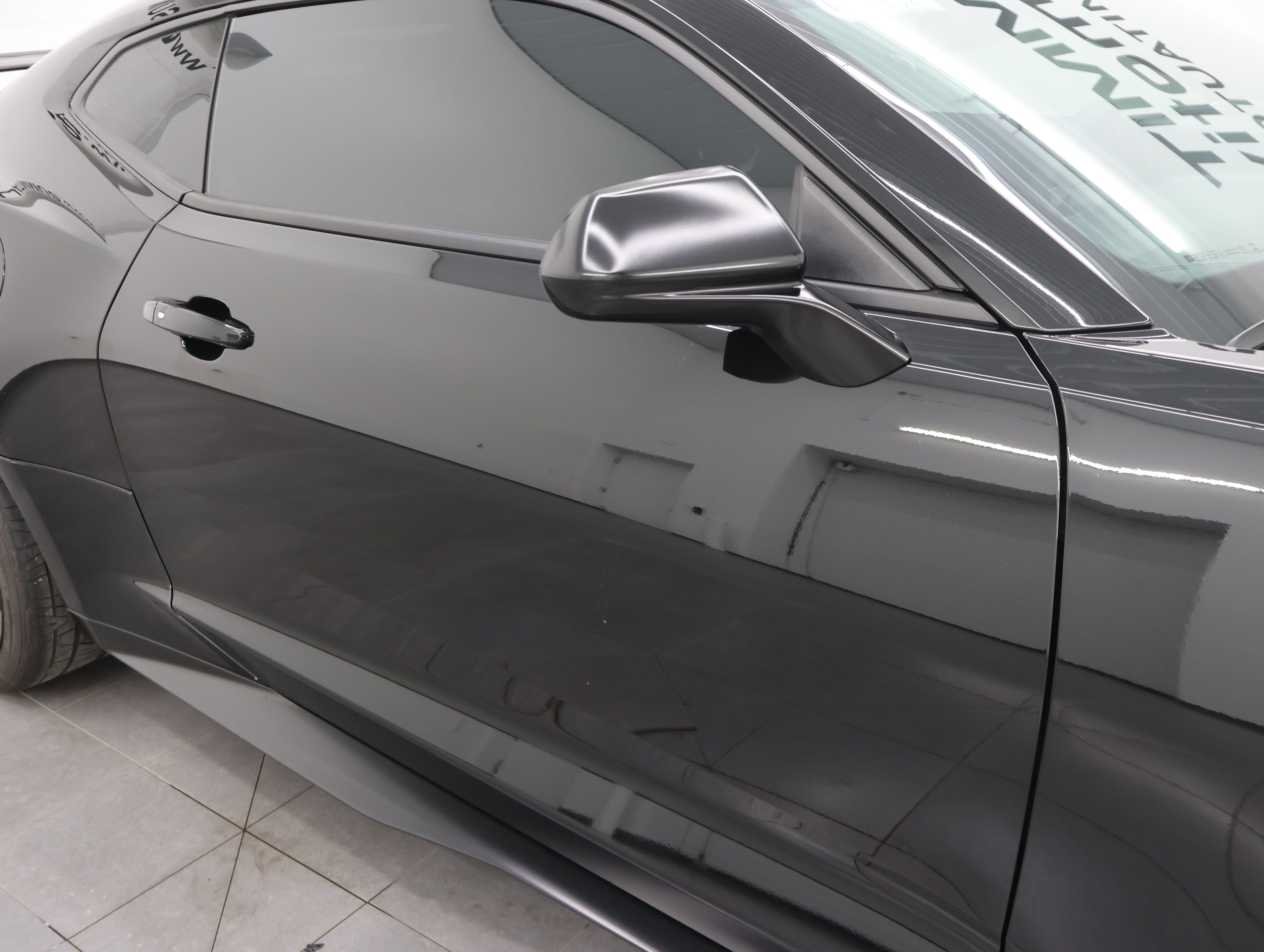 Used 2019 Chevrolet Camaro ZL1 RWD image 25