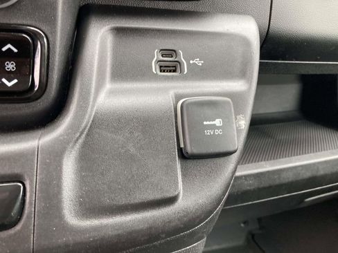 Used 2023 RAM ProMaster 2500 FWD image 23