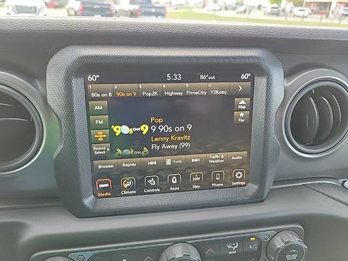 Used 2023 Jeep Wrangler Unlimited Sport AWD/4WD image 15