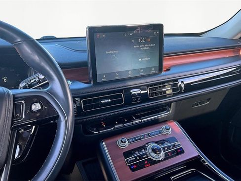 Used 2023 Lincoln Aviator Reserve image 6