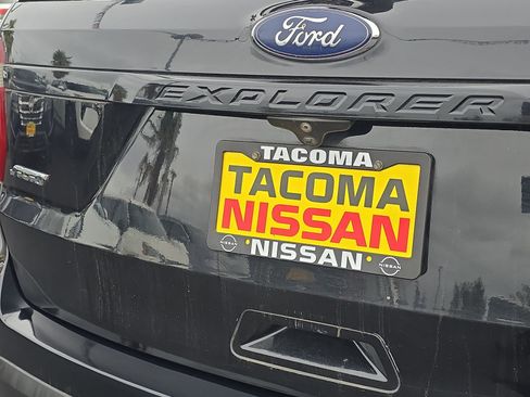 Used 2017 Ford Explorer Sport image 30