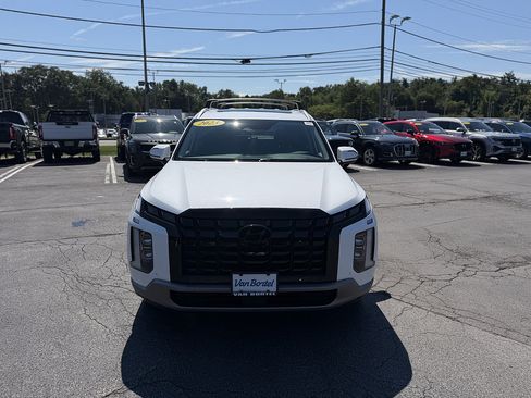 Used 2023 Hyundai Palisade SEL w/ Premium Package AWD/4WD image 10