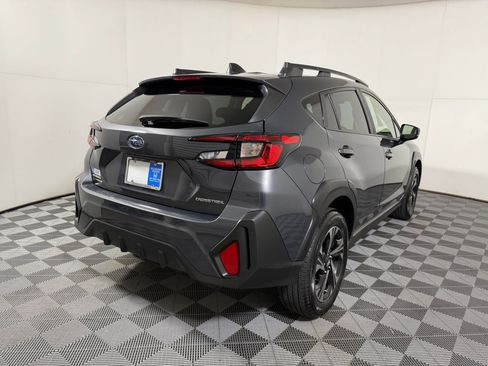 Used 2025 Subaru Crosstrek 2.5i Premium AWD/4WD image 8