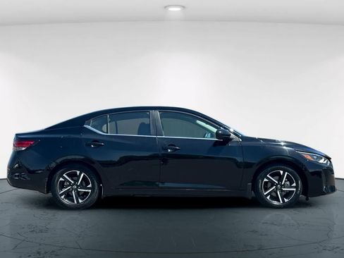 Used 2024 Nissan Sentra SV w/ All-Weather Package FWD image 6