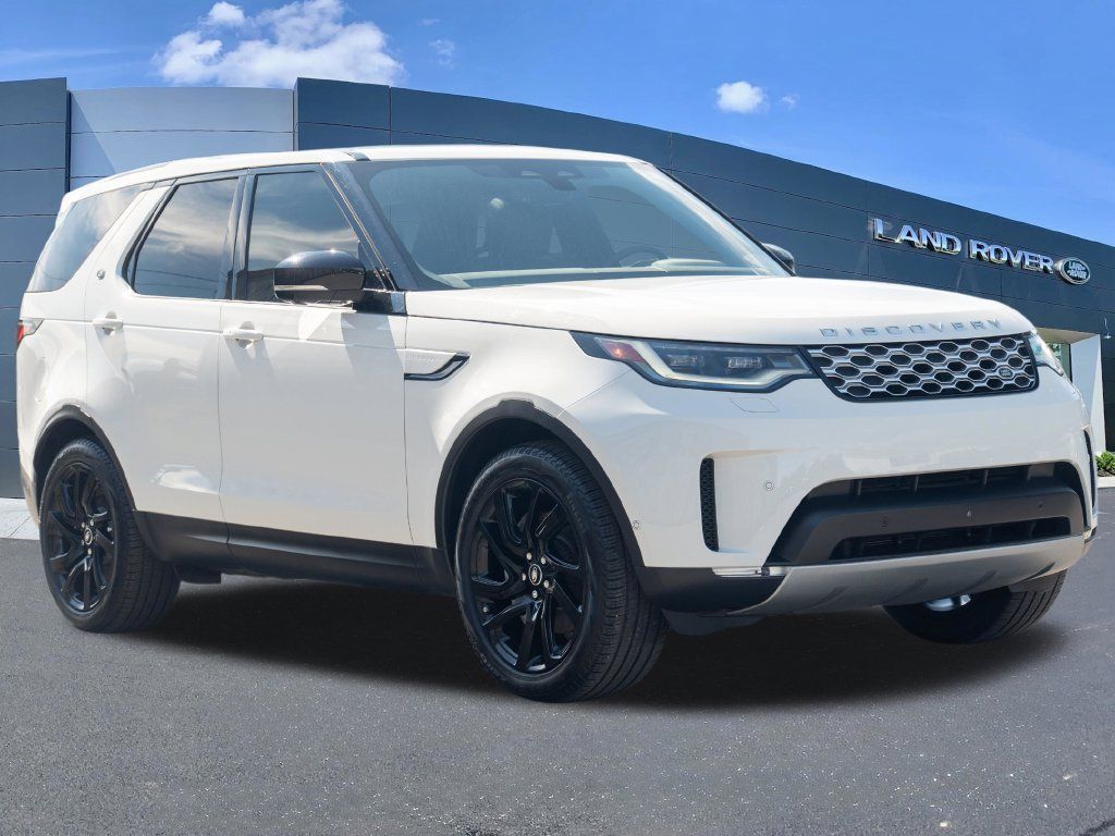 Used 2025 Land Rover Discovery S AWD/4WD image 3