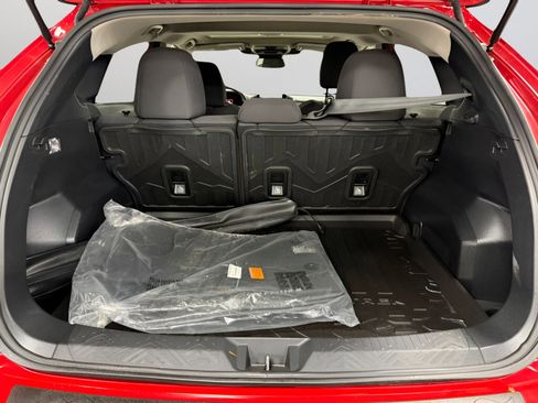 Certified 2025 Subaru Crosstrek 2.0i Premium image 9
