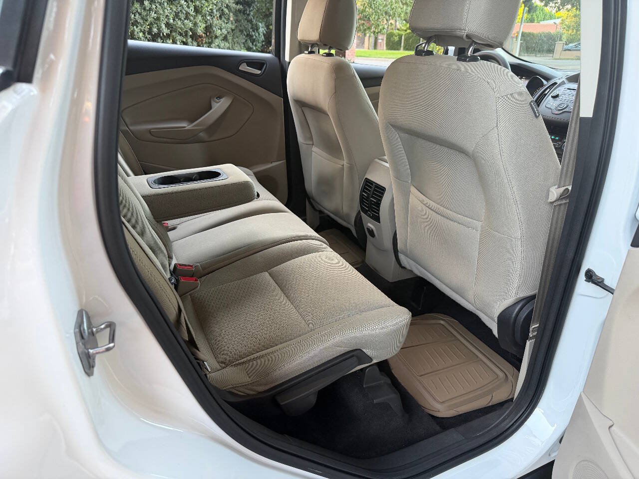 Used 2017 Ford Escape SE AWD/4WD image 22