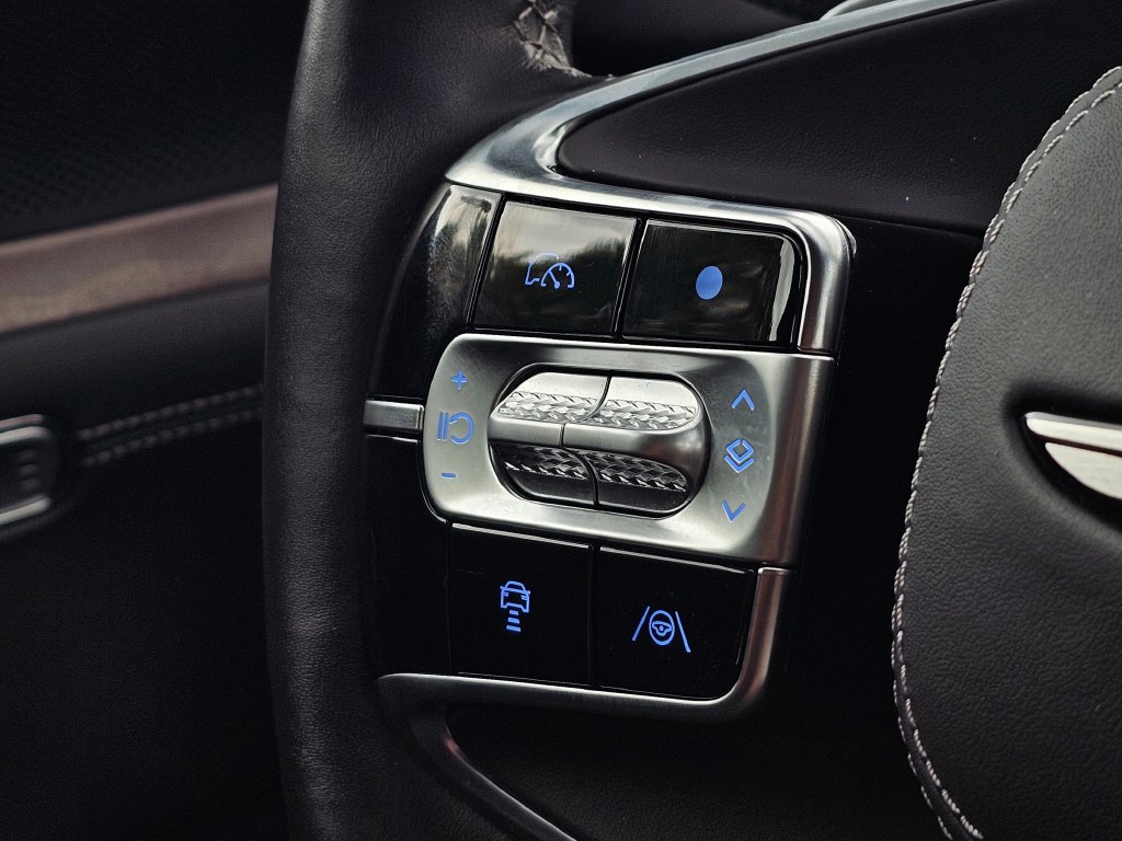 Certified 2023 Genesis G90 3.5T AWD/4WD image 19