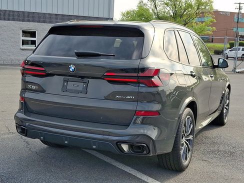 New 2026 BMW X5 xDrive40i w/ M Sport Package AWD/4WD image 4