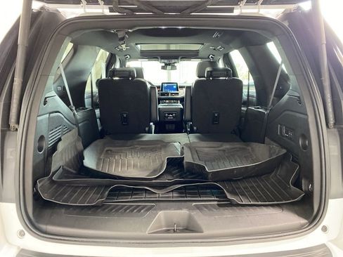 Used 2023 Chevrolet Tahoe LT w/ LT Signature Plus Package AWD/4WD image 14
