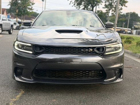 Used 2019 Dodge Charger Scat Pack w/ Plus Group RWD image 9