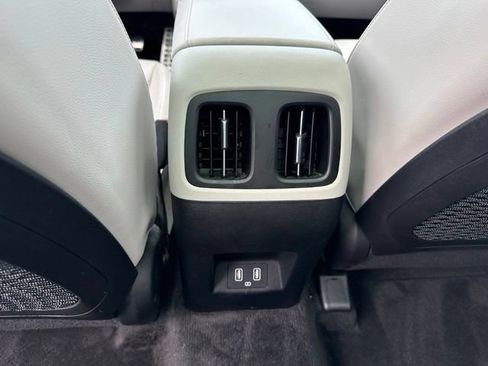 Used 2023 Hyundai Tucson Limited AWD/4WD image 16