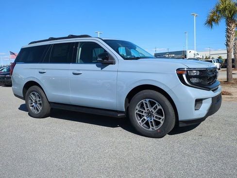 New 2026 Ford Expedition Active RWD image 2