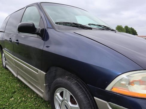 Used 2002 Ford Windstar SEL FWD image 21