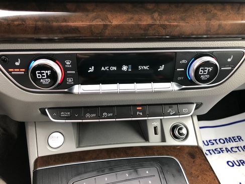 Used 2020 Audi Q5 2.0T Premium w/ Convenience Package image 21