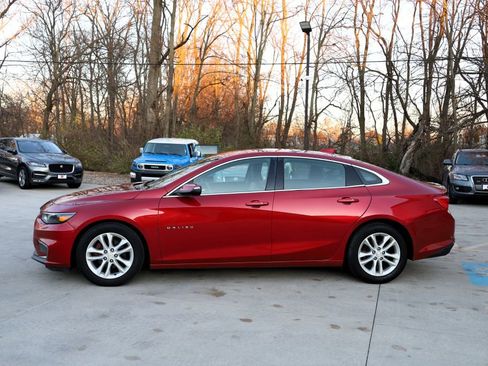 Used 2016 Chevrolet Malibu Hybrid w/ Leather Package image 4
