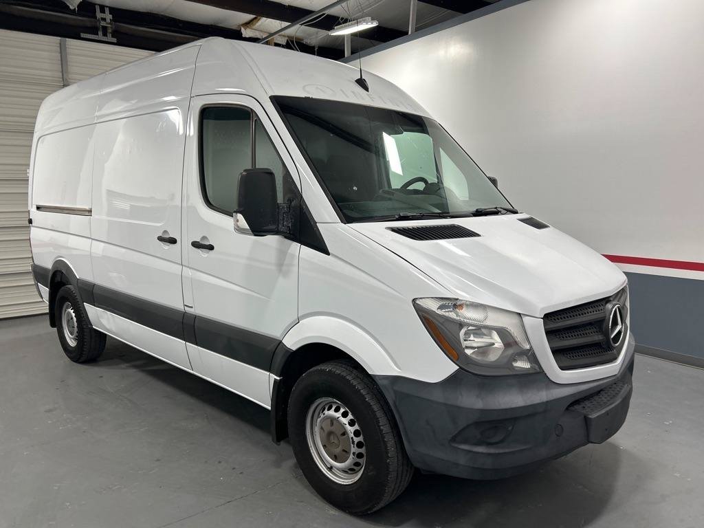 Used 2016 Mercedes-Benz Sprinter 2500 image 2