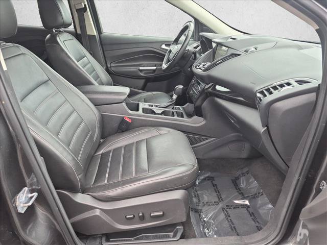 Used 2017 Ford Escape Titanium FWD image 19