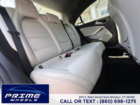 Used 2016 Mercedes-Benz CLA 250 image 15