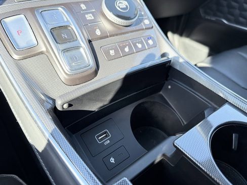 Used 2021 Hyundai Santa Fe Limited image 19