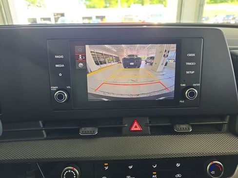 Certified 2024 Kia Sportage LX AWD/4WD image 16