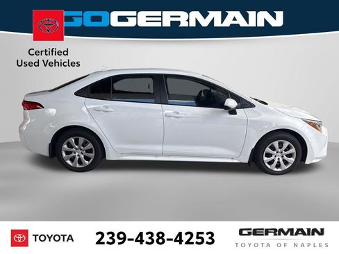 Used 2025 Toyota Corolla LE image 8