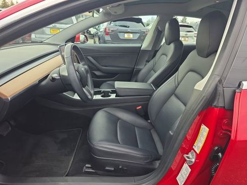 Used 2018 Tesla Model 3 Long Range image 16
