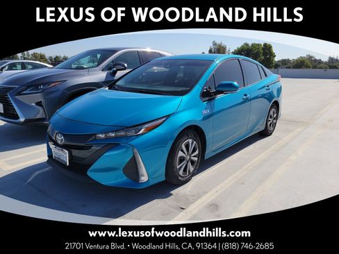 Used 2019 Toyota Prius Prime Premium w/ Carpet Mat Package FWD image 1