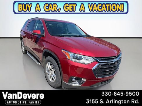 Used 2021 Chevrolet Traverse LT FWD image 1