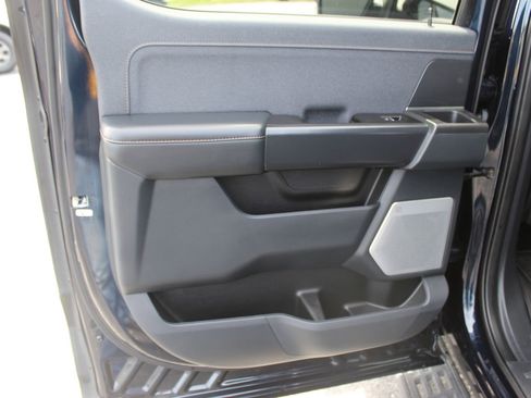 Used 2022 Ford F150 Raptor w/ Equipment Group 801A High AWD/4WD image 22