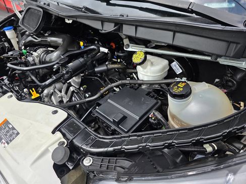 Used 2020 Ford Transit 250 Low Roof AWD image 24