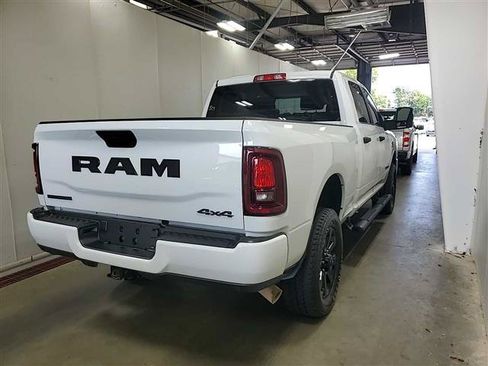 Used 2025 RAM 2500 Big Horn AWD/4WD image 6