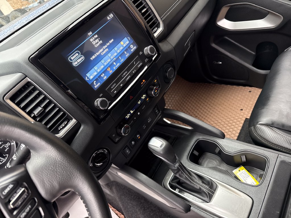 Used 2022 Nissan Frontier SV w/ SV Premium Package AWD/4WD image 17
