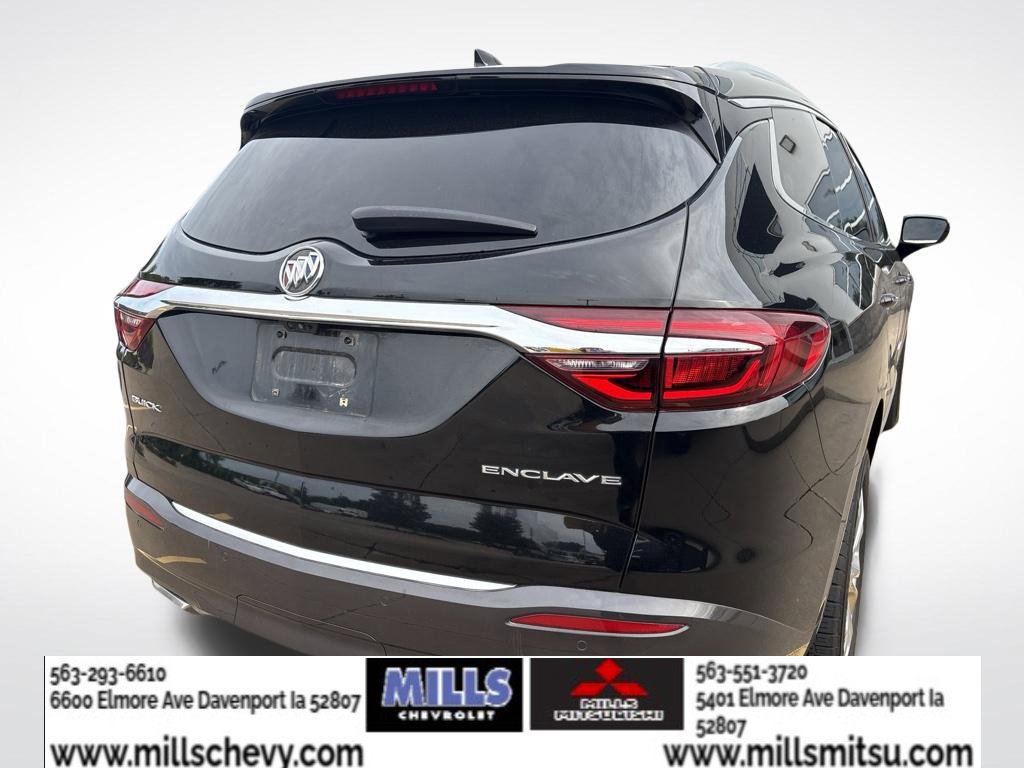 Used 2018 Buick Enclave Avenir FWD image 4