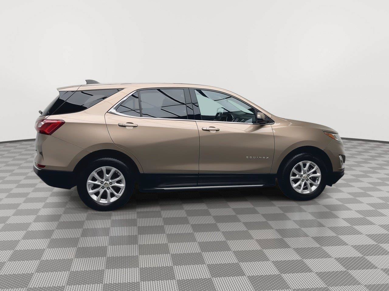 Used 2018 Chevrolet Equinox LT AWD/4WD image 37