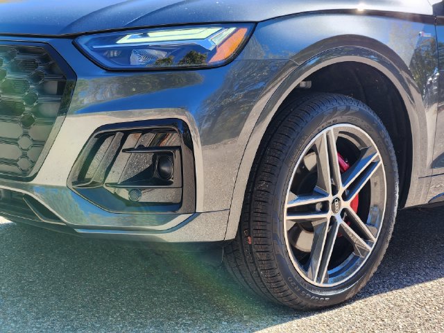 Used 2024 Audi Q5 e Premium Plus w/ Premium Plus Package AWD/4WD image 7