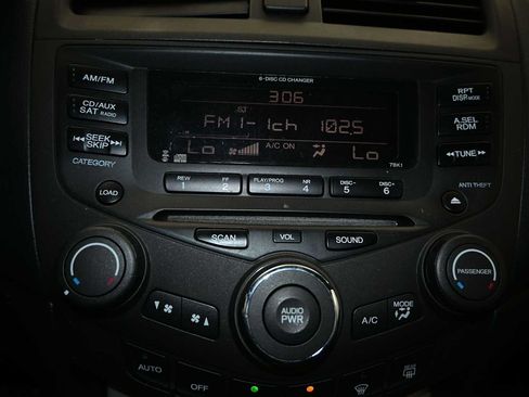 Used 2004 Honda Accord EX image 14