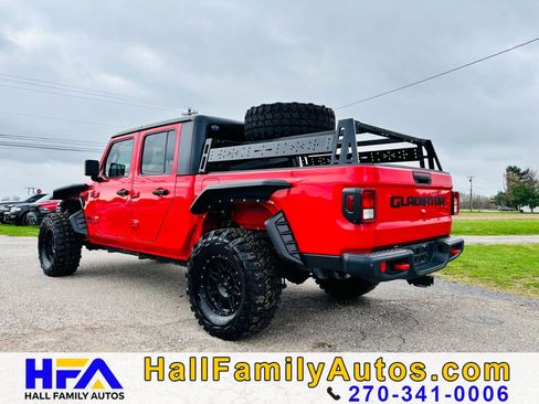 Used 2020 Jeep Gladiator Sport w/ Quick Order Package 24S image 3