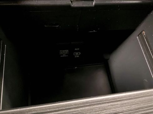 Used 2022 Honda Pilot Sport image 52