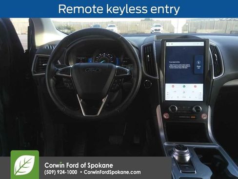 Used 2024 Ford Edge SEL image 7