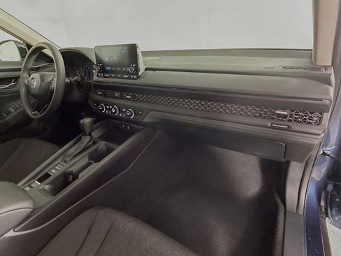 Used 2025 Honda Accord SE image 36