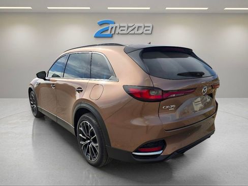 Used 2025 MAZDA CX-70 Plug-In Hybrid w/ Premium Plus image 3