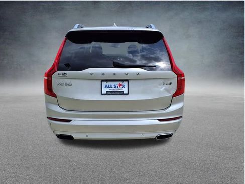 Used 2016 Volvo XC90 T6 Momentum AWD/4WD image 6